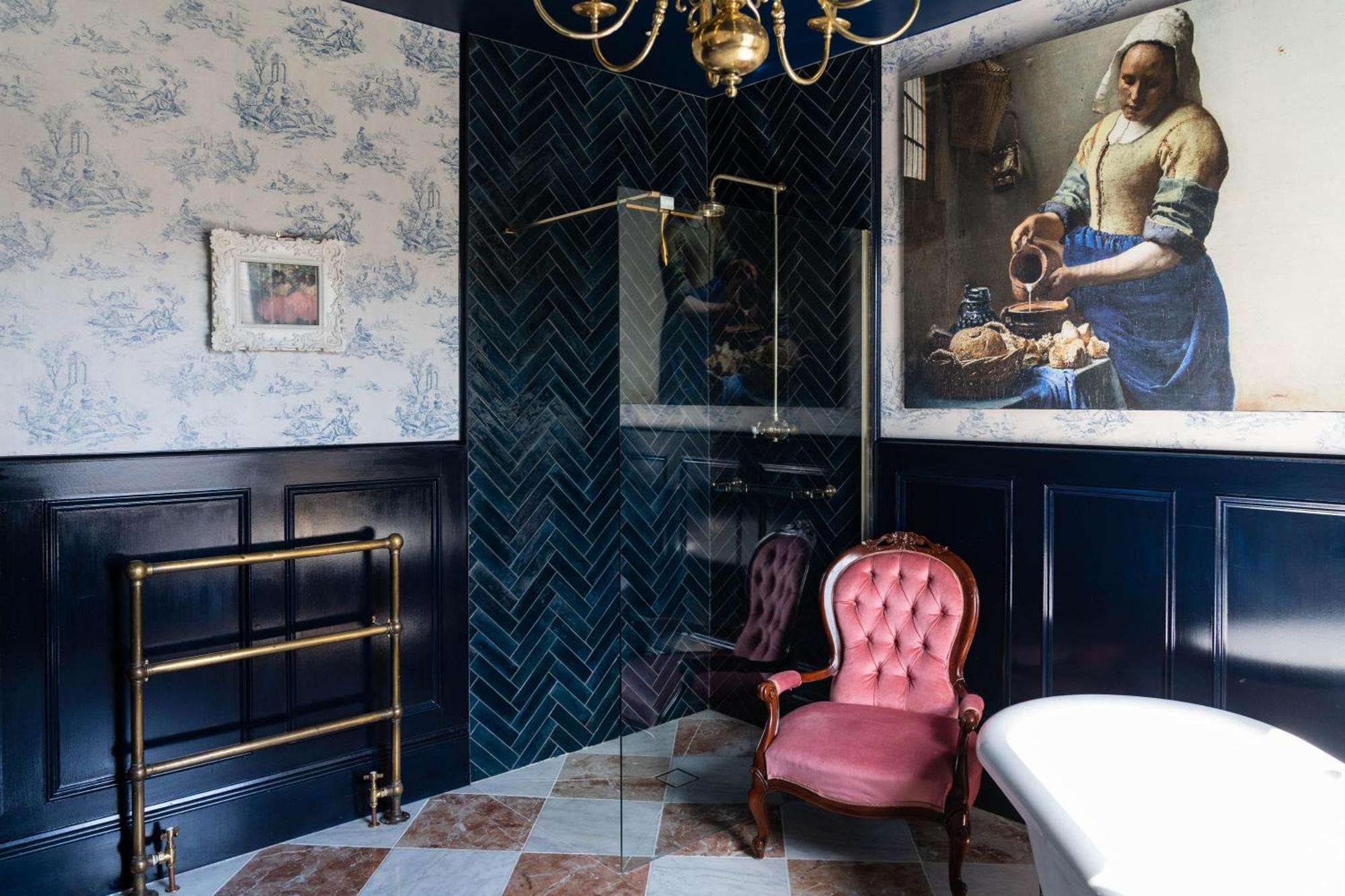 Vakantiehuis Vintage Townhouse, Wood Burner, Leafy Garden, Close To The